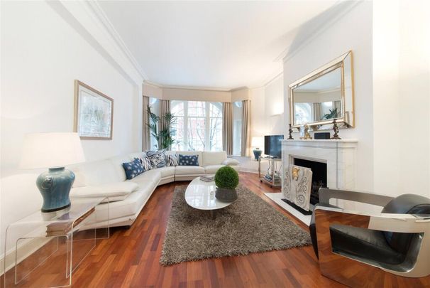 Lincoln House, SW3, London - Photo 1