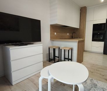 Warszawa, Praga-Południe, Optyków - Photo 1