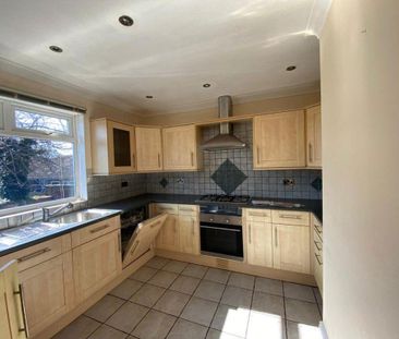 3 bedroom maisonette to rent - Photo 3