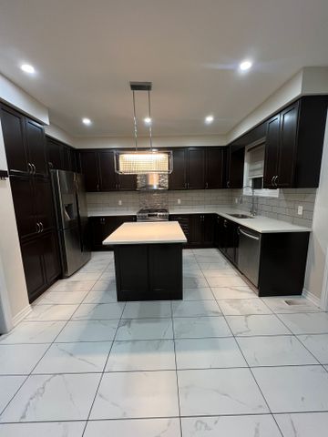 For Lease - 20 George Gray Drive, Brampton, Ontario - Photo 5