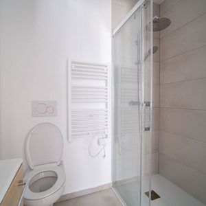 Location Appartement 2 pièces 30m² - Photo 2