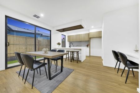 Brand New fully upgraded beauty ! - Photo 4