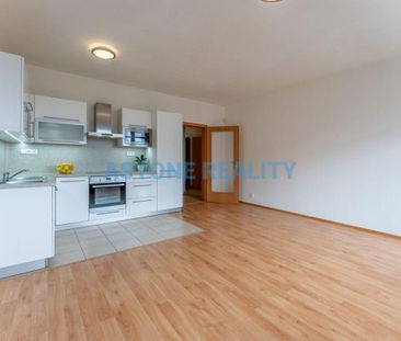 Pronájem bytu 1+kk 42 m2 - Фото 6