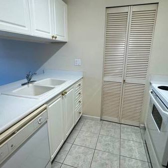 1 BEDROOM, 1 BATH, Den CONDO @ Mount St Joseph Hospital - Photo 1