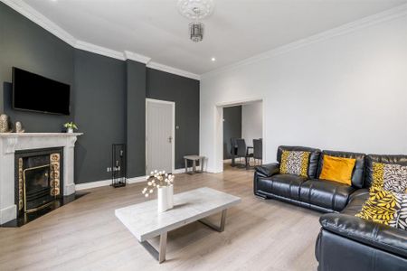 3 bedroom semi-detached house to rent - Photo 3