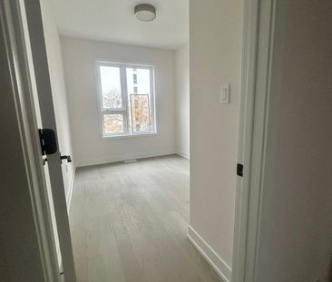 For Lease - 46 Monclova Road, Toronto, Ontario - Photo 6