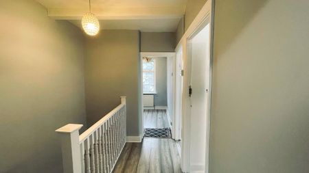 3 bedroom terraced house to rent - Photo 5