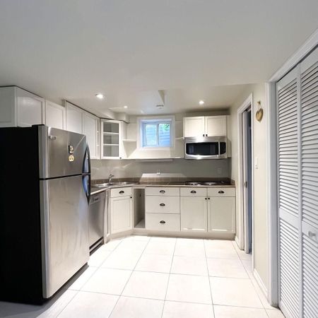 For Lease - 313 Bronte Road Unit# Basement, Oakville, Ontario - Photo 4