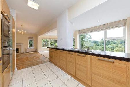 4 bedroom bungalow to rent - Photo 5