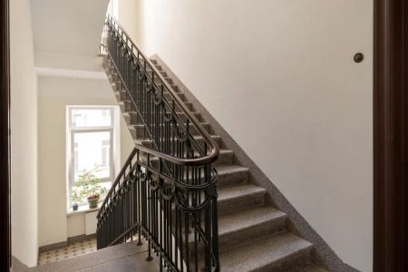 Nowe mieszkanie w zabytkowej kamienicy | Centrum – zdjęcie 2
