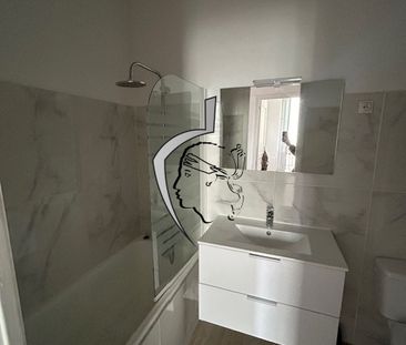 Location Appartement 4 pièces 81m² AJACCIO 20090 - Photo 3