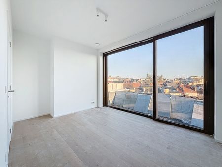 Appartement te huur in Ixelles - Photo 4