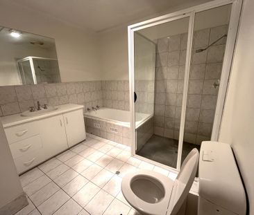 Two Story Three Bedroom Home - Photo 4