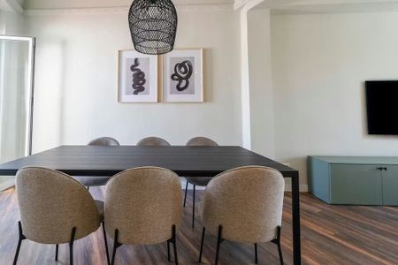 Calle del Hospital, Valencia, Valencian Community 46001 - Photo 4