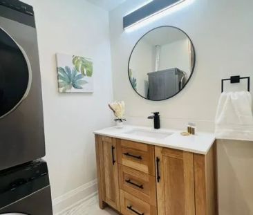 217 Euclid Avenue #Lower - Photo 3