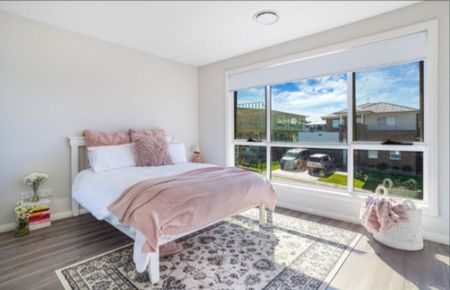 Modern Family Home in a Peaceful Riverstone Location - Photo 4