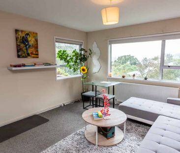 Stylish & Smart Fully Furnished 2-Bedroom Home - Photo 5