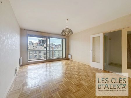 Location Appartement 5 pièces 114m² LYON 6ème - Photo 4