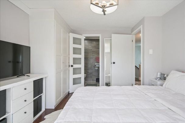 For Lease - 4336 Lee Drive, Mississauga, Ontario - Photo 1