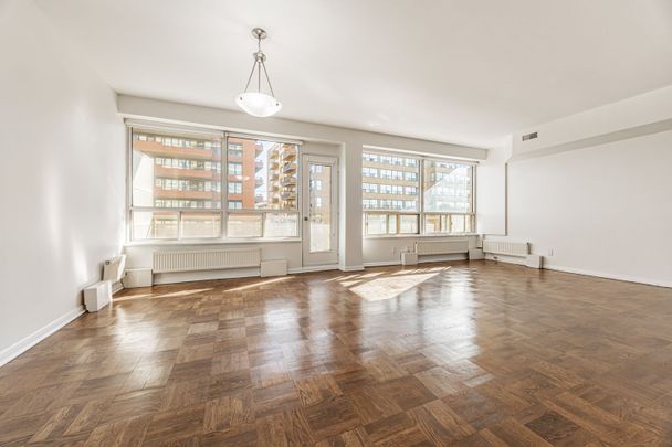 For Lease - 2500 Bathurst Street Unit# 306, Toronto, Ontario - Photo 1