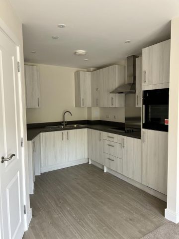 1 bedroom apartment to rent - Photo 4