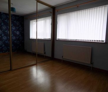 34 Charles Drive, Ballyclare, BT39 9BX - Photo 4