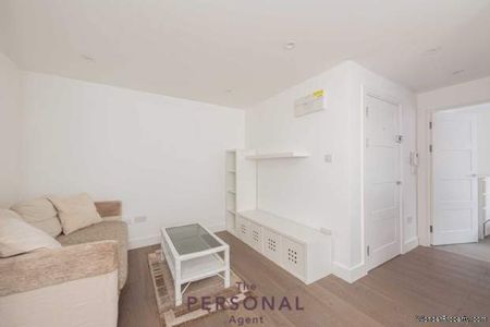 1 bedroom property to rent in Epsom - Photo 4