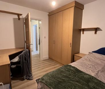 2 bedroom flat to rent - Photo 6