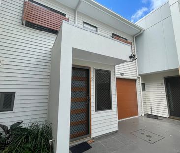 3/60 Lovegrove Street, Zillmere, Qld 4034 - Photo 4