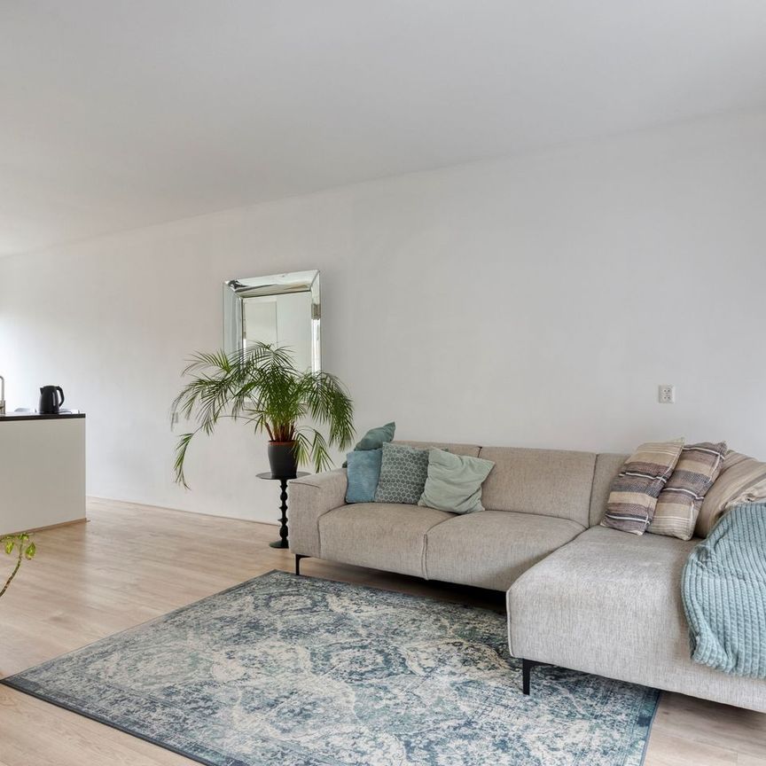 Appartement te huur: Azaleastraat 29-A 3051 TD Rotterdam - Photo 1