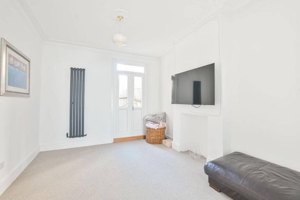 4 bedroom house to rent - Photo 1