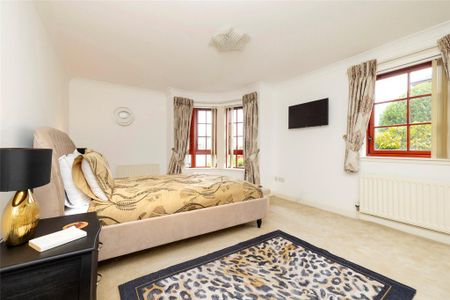 3 bedroom apartment to rent - Photo 5