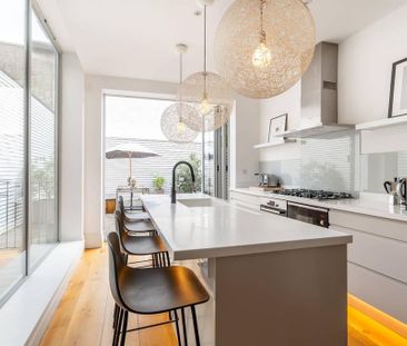 5 bedroom terraced house to rent - Photo 4