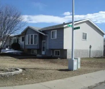 4519-11A Avenue | 4519 11A Avenue, Edmonton - Photo 1