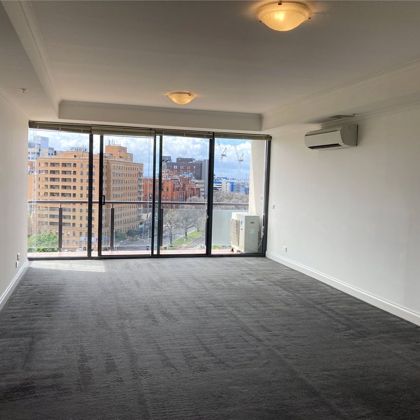 129/283 Spring Street - Photo 1