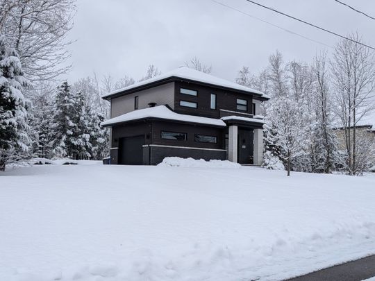 Rue de la Topaze, J7N 0K1, Mirabel - Photo 1