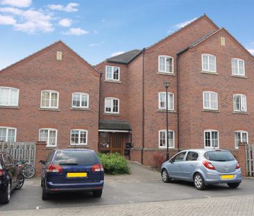 Brookfield Court, Alcester Road, Stratford-upon-Avon - Photo 5