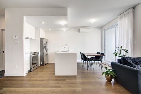 185 16e Avenue, #203 - Photo 2