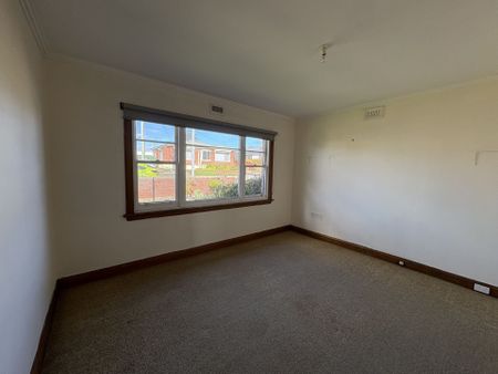 Enjoy the easy lifestyle, living here - Photo 3