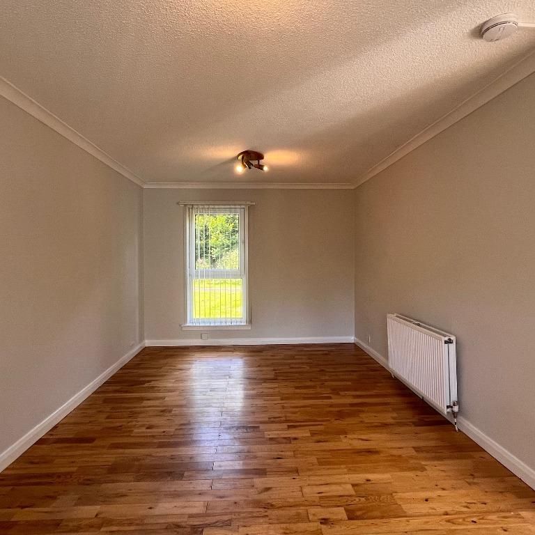 1 bedroom ground floor maisonette to rent - Photo 1