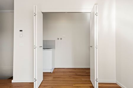 Modern 2-bedroom home! - Photo 5