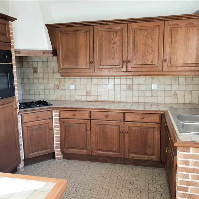 LOCATION - PONT A MARCQ - MAISON DE LOTISSEMENT SUR 286 M² - Photo 1