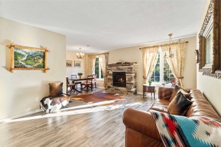 For Lease - 249 Hodgson Drive, Newmarket, Ontario - Photo 4