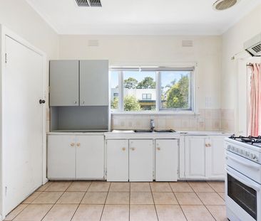 Close to Macedon shops & Bulleen Plaza - Photo 6