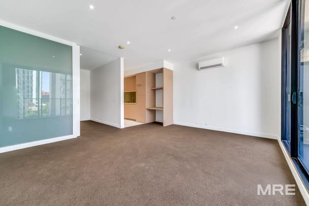 608/155 Franklin Street, Melbourne - Photo 1