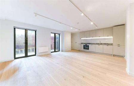 Beautifully presented 1 bedroom ground floor apartment in this gorgeous new block. - Photo 2