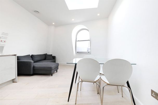 Two Penny House, 60 Woodstock Grove, London, W12 8LG - Photo 1