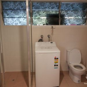 Ground floor one bedroom studio for rent, Cranbrook, Townsville - Photo 3