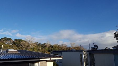 Parnell - Perfectly Placed 2 Bedroom Townhouse - Photo 2