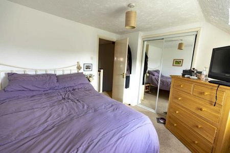 2 bedroom terraced house to rent - Photo 3